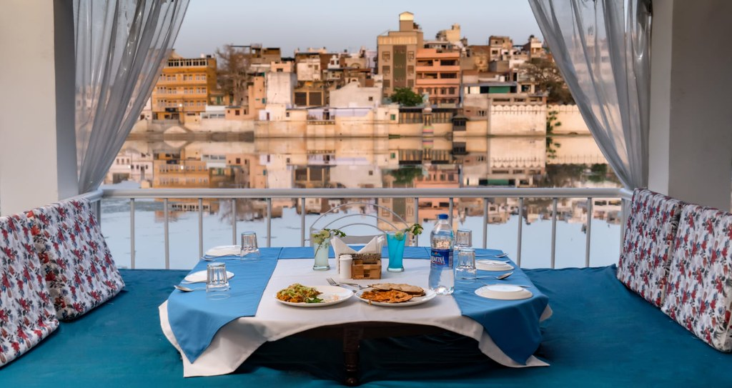 20 Best Lake-View Restaurants in Udaipur
