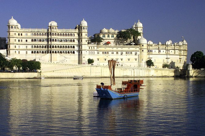 Top 10 Boat Rides and Lake Cruises in Udaipur